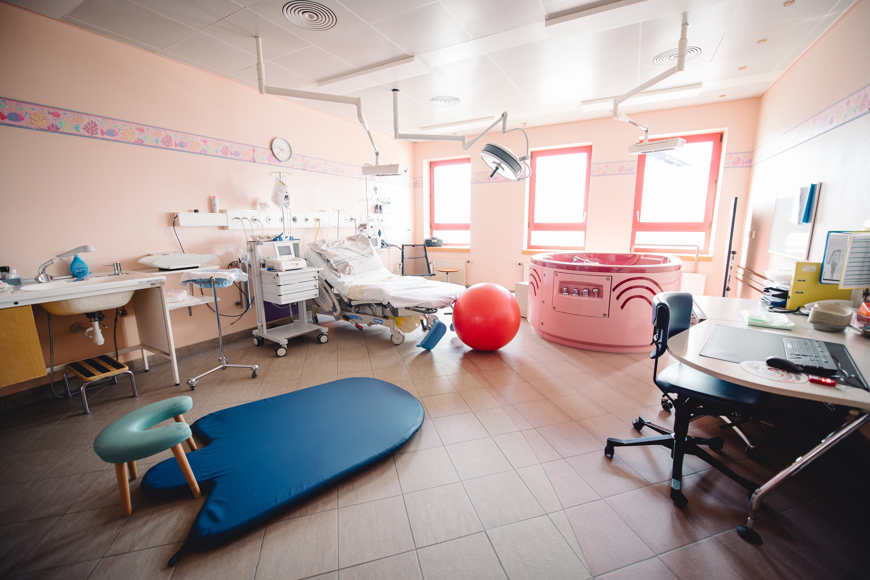 L'une des salles d'accouchement de la maternité d'Yverdon-les-Bains